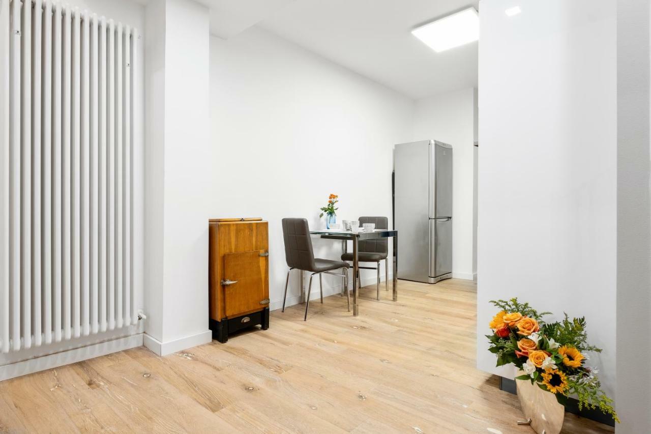 Duplex Luxurious Apt In The Heart Of ボローニャ エクステリア 写真