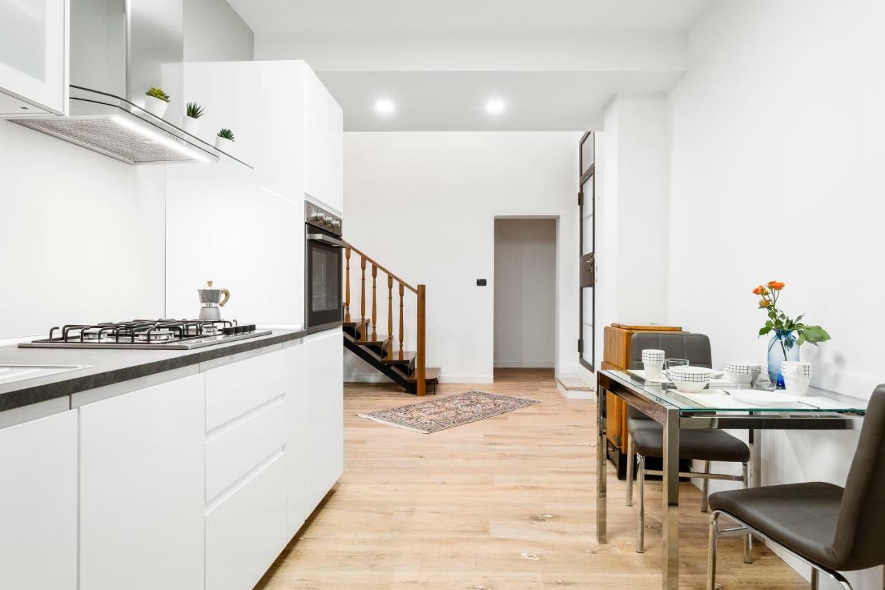 Duplex Luxurious Apt In The Heart Of ボローニャ エクステリア 写真