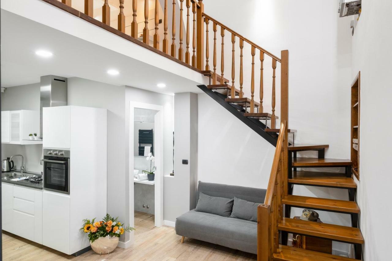 Duplex Luxurious Apt In The Heart Of ボローニャ エクステリア 写真